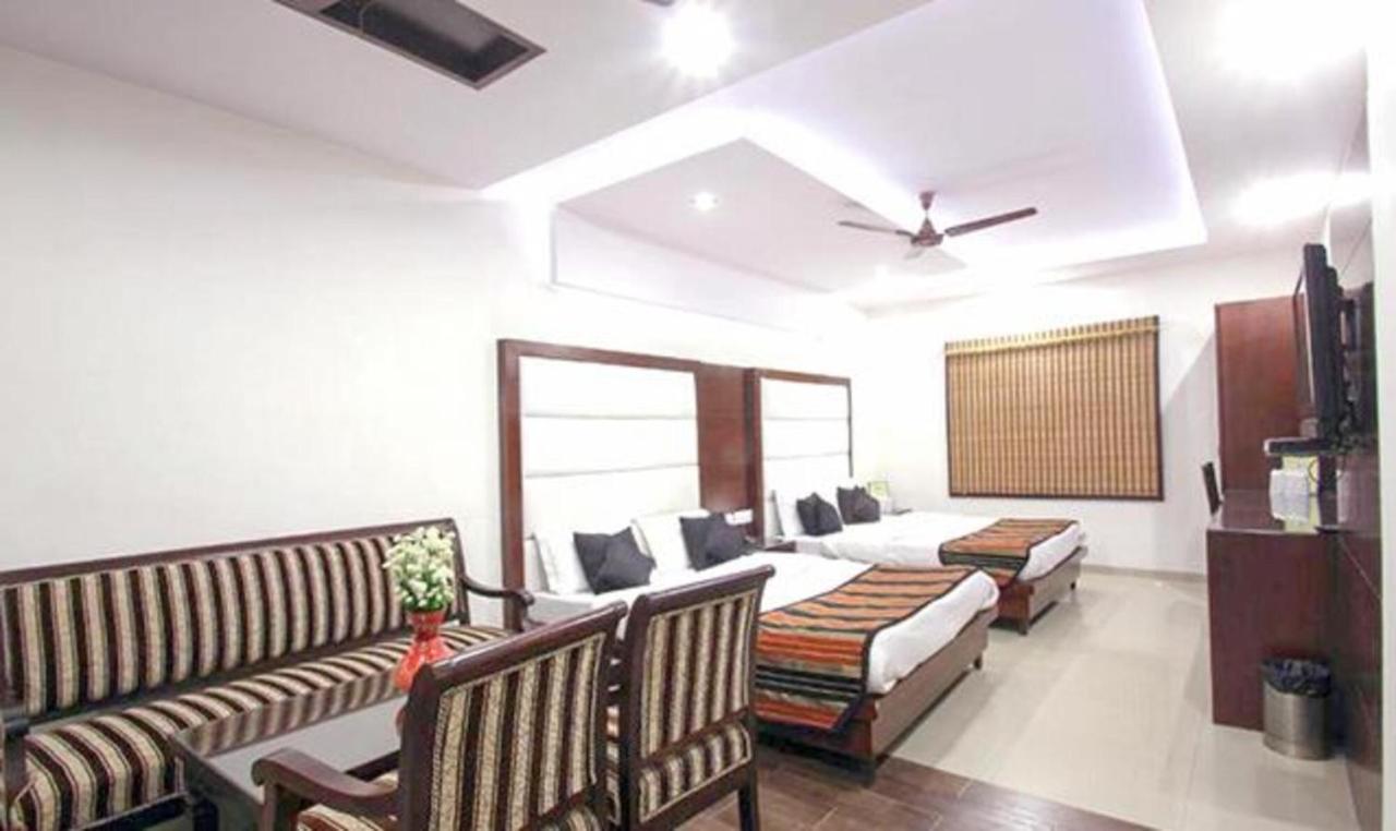 Fabhotel Station 3 Hotel 3*